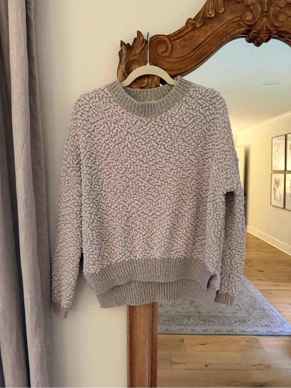 Listicle Women's Crewneck Popcorn Knit Sweater - Taupe and cream